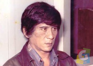 Aktor film kawakan Rachmat Hidayat di film “Mat Peci Pembunuh Berdarah Dingin” (1978) karya (alm) Willy Wilyanto. “Mat Peci” sang tokoh film ini identik dengan kemasyhuran Rachmat Hidayat. (Dokumentasi Yoyo Dasriyo) 