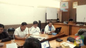 Para Anggota Presidium KP2KGS saat memberikan keterangan terkait tindak lanjut DOB Garut Selatan dihadapan wartawan, Rabu (1/10/2014) foto jmb