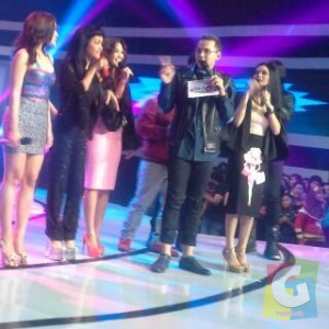 Wika Salim bersama presenter lainnya saat live ngehost di acara "I Like This", Foto jmb