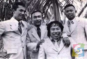 Grup “Kwartet Jaya” legenda lawak Indonesia, yang sudah tiada. Dari kiri: Eddy Soed, Bing Slamet, Ateng dan Iskak. Film “Bing Slamet Setan Jalanan” karya (alm) Has Manan, sang mantan wartawan, pernah memanjangkan reputasi keempat komedian kampiun itu. 