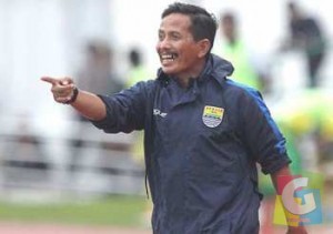 Djadjang Nurdjaman pelatih Persib Bandung
