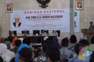 Seminar Nasional Pengusulan Prof KH. Anwar Musaddad sebagai Pahlawan Nasonal, Kamis (5/3/2015), foto jmb