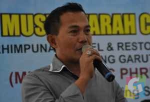 H. Asep Haelusna (Astro) Ketua terpilih BPC PHRI Kabupaten Garut periode 2015-2020 , foto jmb