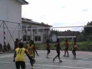 Pertandingan Bola Volly antar Pelajar di gelar STISIP BIna Putra Banjar, foto Hermanto