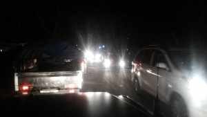 Kendaraan tidak bergerak beberapa lama dijalan otista Tarogong Garut, Jumat (8/7/2016) malam, foto TG