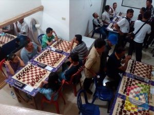 kegiatan lomba catur HUT Partai nasdem Purwakarta berlangsung meriah, foto Deni