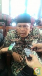 KH. Sirojul Munir, Ketua MUI Kabupaten Garut, foto Yuyus